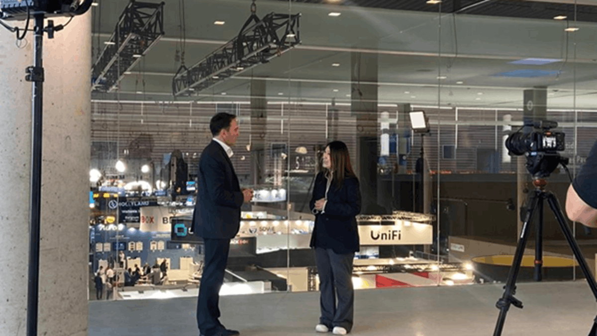 Craig Durr interviewing Susy Liem of Shure on collaboration technology at ISE 2026