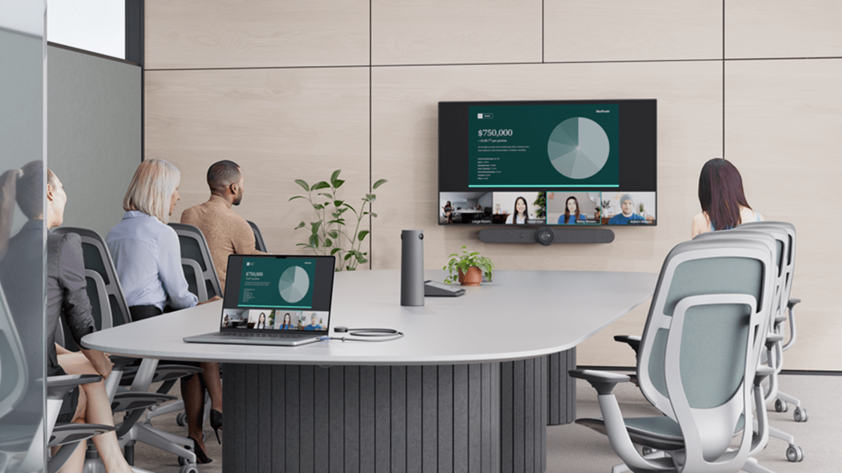 Logitech Extend simplifies the user experience by enabling users to easily connect their devices with a single USB-C cable, minimizing the technical barriers that often disrupt meeting flow.