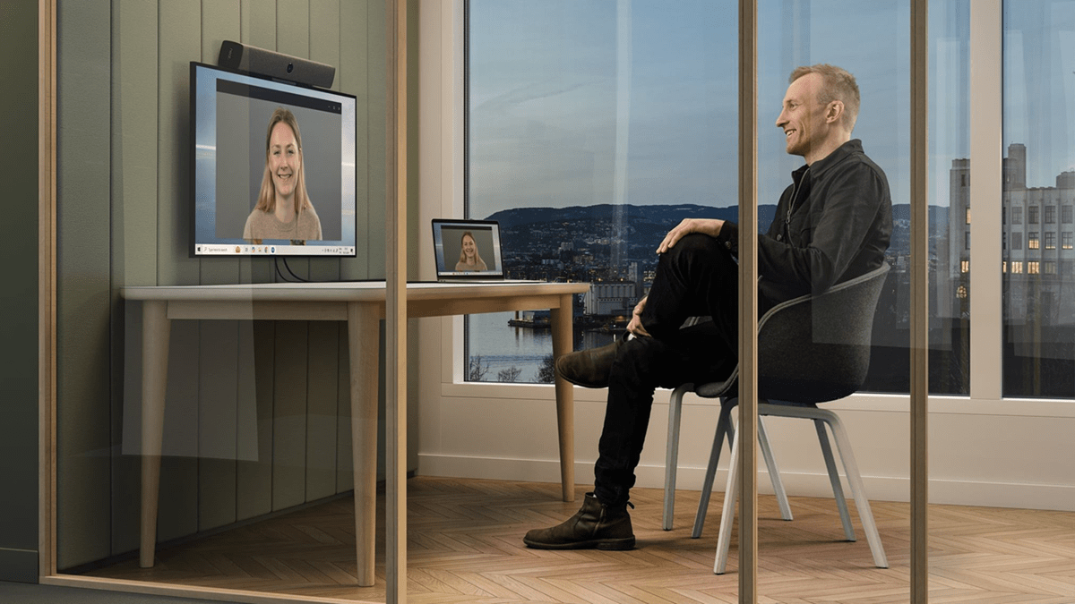 Neat Select enhances the versatility of Neat Bar and Neat Bar 2, addressing the growing demand for adaptable video collaboration solutions in hybrid workplaces.