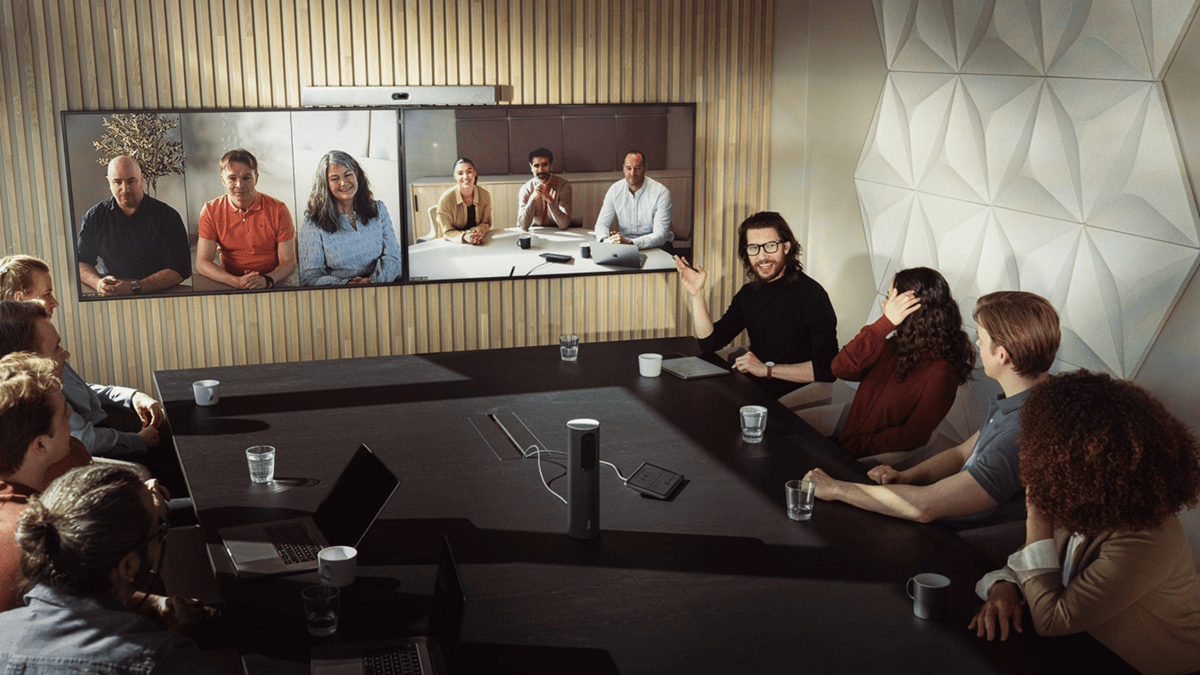 Neat introduced new advancements during InfoComm 2025, including expanded support for large meeting rooms, a BYOD deployment option, and additional applications for the Neat App Hub.